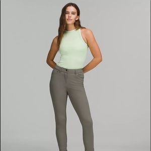 NWT- City Sleek Slim-Fit 5 Pocket High-Rise Pant